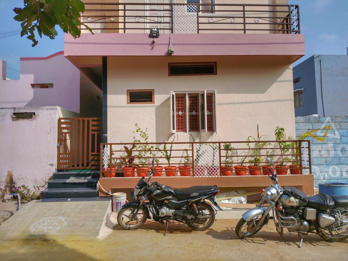 Vijayanagara Home Stay Hampi Dış mekan fotoğraf